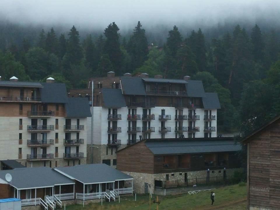 Hotel Mgzavrebi باكورياني المظهر الخارجي الصورة